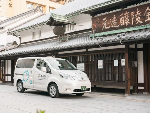 由緒ただしい街並みを背景に暮らす