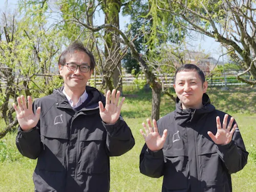 担当の松丸(左)、松尾(右)です。
