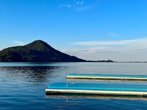 穏やかな久美浜湾はカヌーにも最適
