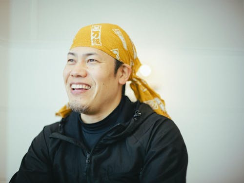 朗らかな笑顔と真っ直ぐな言葉、凛とした職人のたたずまいを持つ二瓶さん