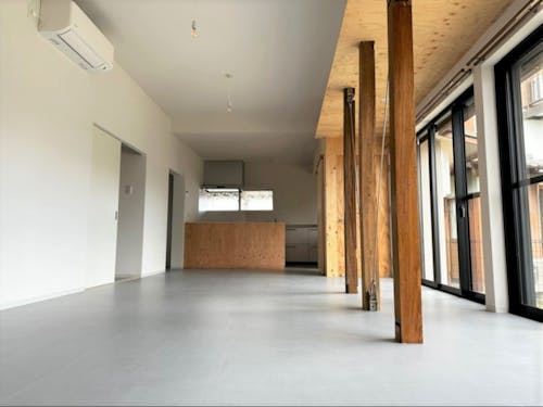 古民家の趣を残し…。