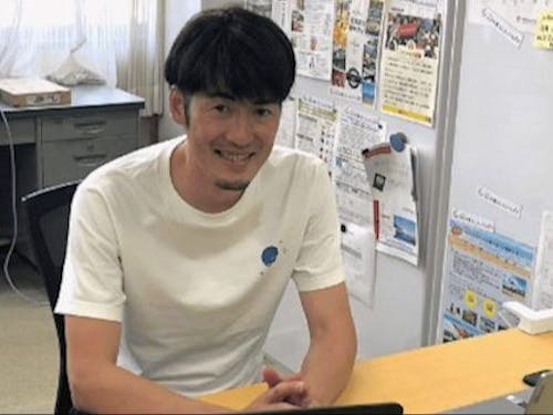 東京から愛媛に移住した本多さん。