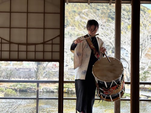 プロ和太鼓奏者の内田依利さんの演奏が楽しめます♪