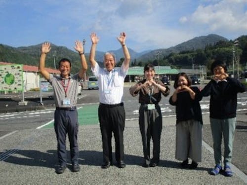 本郷支所職員