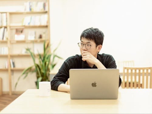 「miuchi house」オーナー 岩橋洸平さん（えひめ移住ネットより）