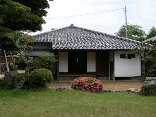 文化財施設を改修したお試し暮らし住宅「梅屋七兵衛旧宅」