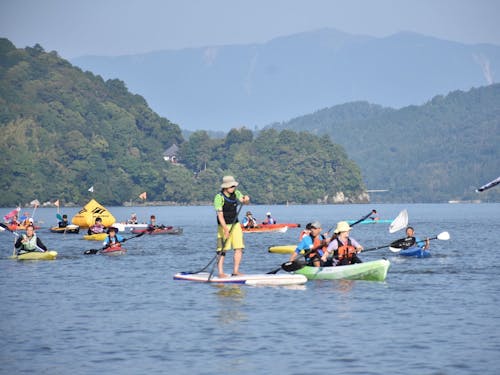琵琶湖での水上スポーツ