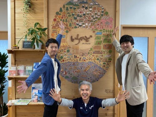 元気いっぱいなスタッフメンバー