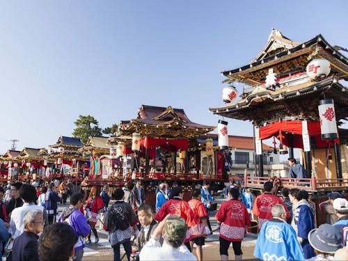 石川県の無形民俗文化財に指定されている「お旅まつり」と子供歌舞伎。