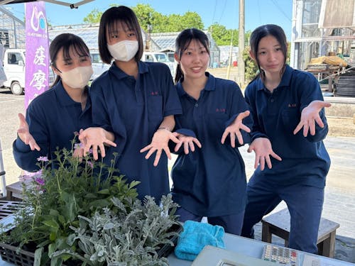 鉢花や花苗などの栽培も盛んに取り組んでいます！