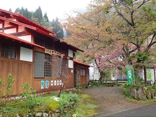 水車小屋とろかわ