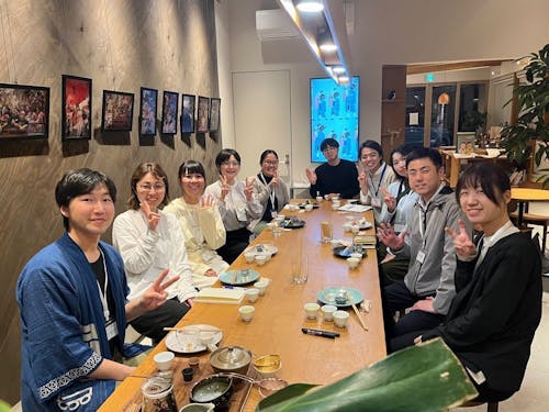 第2回交流会では日本茶専門店が美味しいお茶を振る舞ってくれました