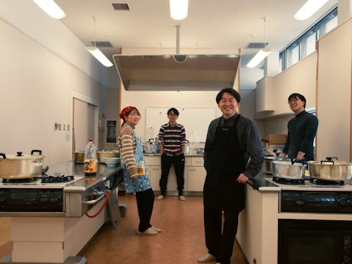【町民交流の場】協力隊居酒屋もやっちゃってます!