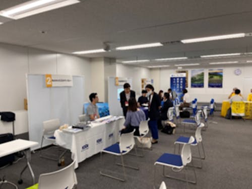 個別ブース相談の様子(1)
