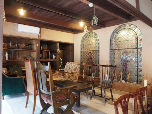 アキビル岡本さんが経営する「重富文化堂」