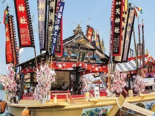 1000年以上の歴史をもつ家島神社の例祭である「家島天神祭」