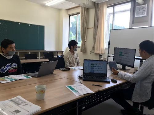 <起業サポートプログラム>事業のイロハを学ぶ基礎セミナーの風景