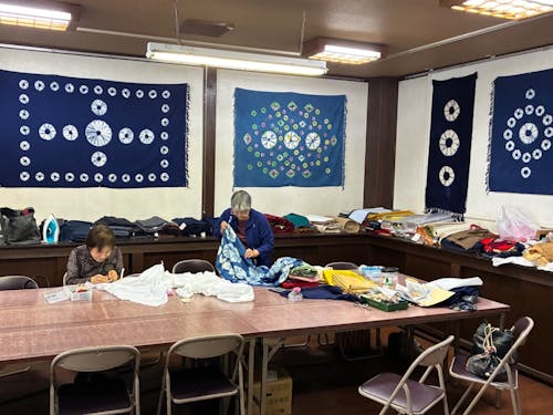 染織工芸家の下川冨士子さんにより復元された高瀬しぼりは研究会で語り継がれている