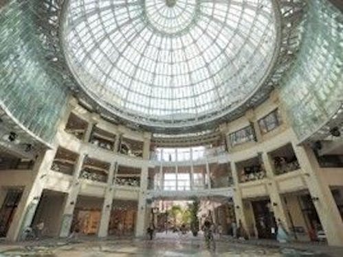 高松丸亀町壱番街前ドーム広場