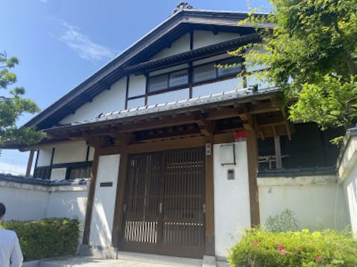 正面