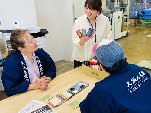 職人の手しごとに触れる、ミニ畳づくり体験