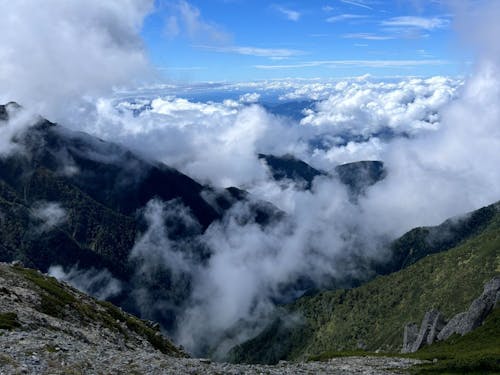 木曽駒ヶ岳山頂より