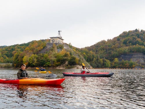 秋はカヌーも楽しめる、素晴らしい生活環境です。