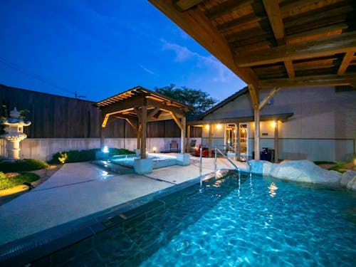 昨年リニューアルした芳山園の新浴場