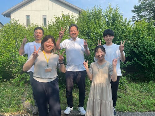 出身も経験も五人五様な令和7年度の黎明学舎スタッフたち