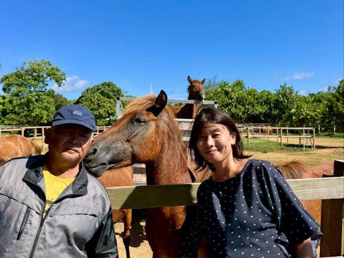 左：荷川取（荷川取牧場）さんと右：前田さん