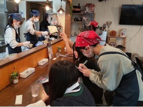 高校生が運営する「高校生カフェ」