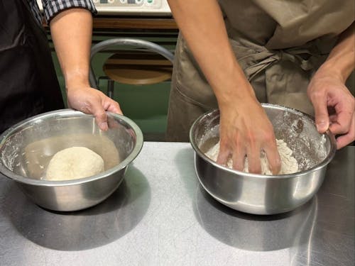 昼食は三丘文庫さんでピザづくりを体験!