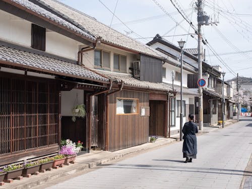 METATE HOJOの外観と町並み