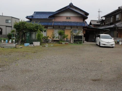 駐車場、もう1軒建築可能な空地
