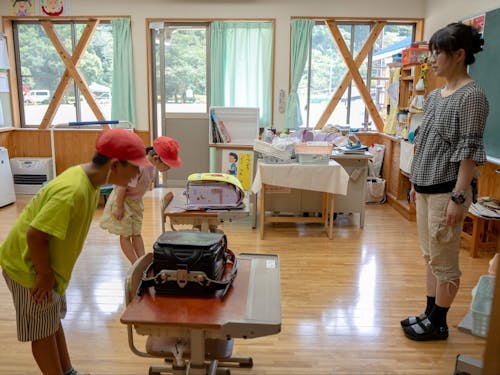 少人数の学級は、児童と教師がとても密な関係性です