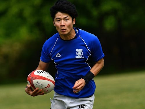 ラグビーフットボール出場予定の狭川選手