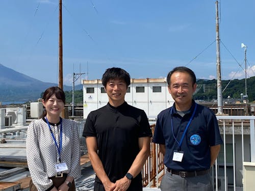 企画政策課_前田さん(左)と岩元係長(右)