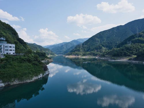 荒川の水を制御している浦山ダム