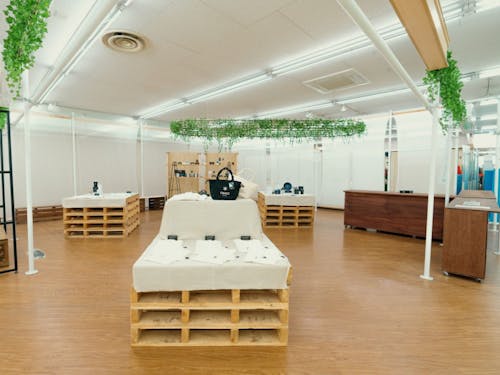 ふらっと外観。市民のお買い物の中心として親しまれる「ふねひきパーク」2階にある