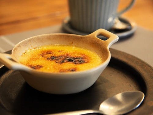 【山代温泉】移住者が開業したカフェで、味わえる絶品クリームブリュレ。