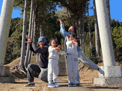 キャンプ場&カフェ「BLACKRAMS」を営む齋藤ご夫妻。