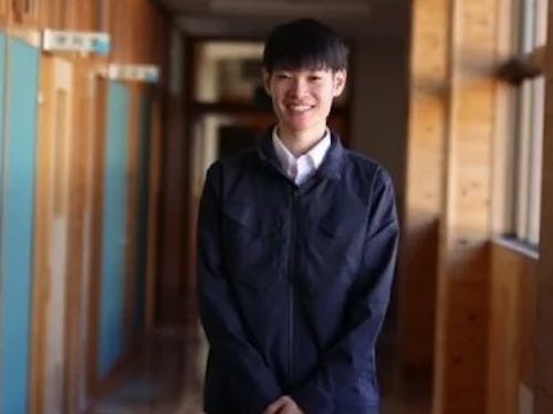 財政課で公有財産の利活用に取組む先輩隊員の七宮さん