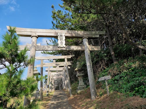 歴史や文化の魅力あふれる見島