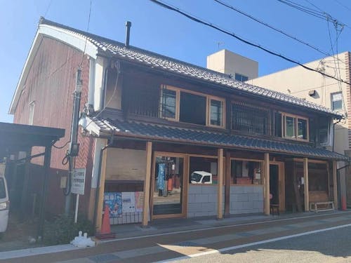 「酒茶いくひ」さん