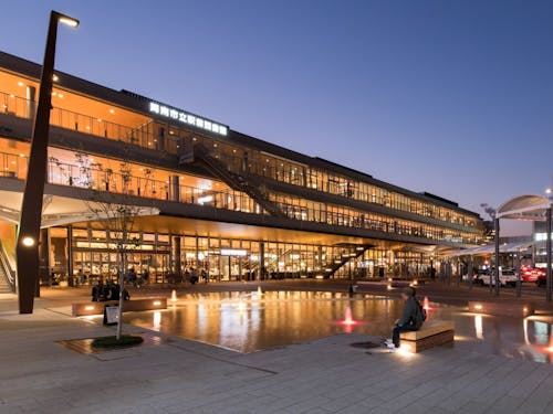 徳山駅前賑わい交流施設