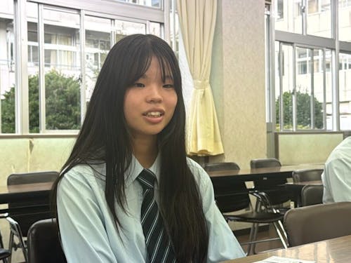 2年生で現生徒会長の斎藤りんさん