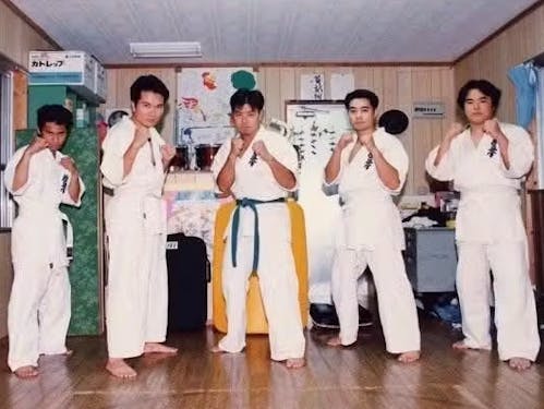 28歳仲間たちと空手同好会を立ち上げ