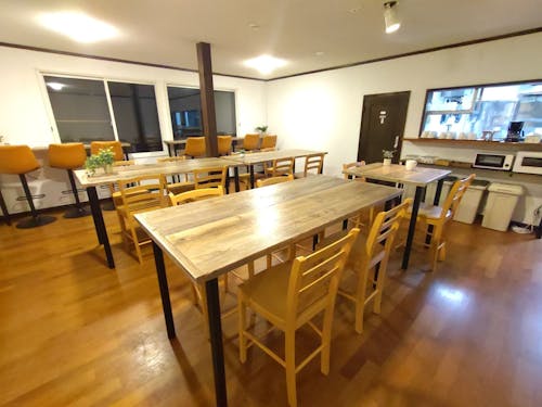 若栗ゲストハウス リビング