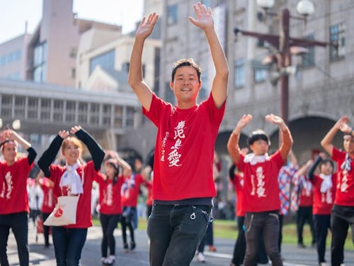 地域のお祭りに参加したり。