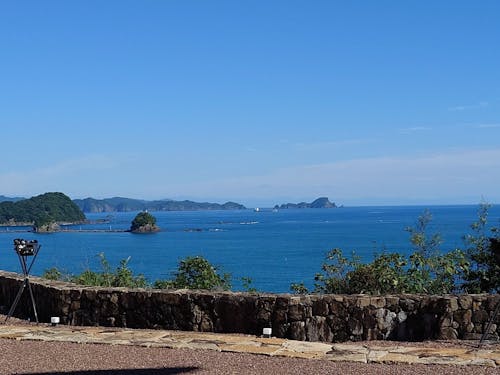 晴れた日の空と海の青の美しさは最高です